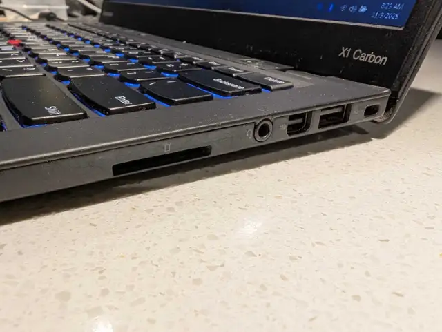 Laptop 14" Lenovo Thinkpad X1 Carbon. i7, 8Gb ram, 180Gb SSD.  in Laptops in Ottawa - Image 5