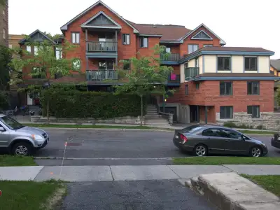 4 Bedroom 2 Bathroom Sandy Hill
