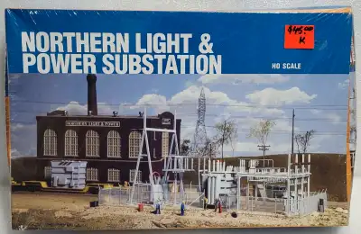 WALTHERS HO NORTHERN LIGHT & POWER SUBSTATION ITEM IS IN NEW CONDITION ASKING CDN $25, OBO LOCAL PIC...