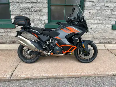 2023 KTM 1290 SUPER ADVENTURE S in excellent condition with 14500 kms. Mature rider with health issu...