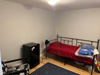 Room for rent (walking distance from uofa)