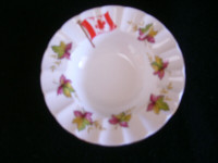 VINTAGE ROUND DISH CANADA FROM SEA TO SEA
