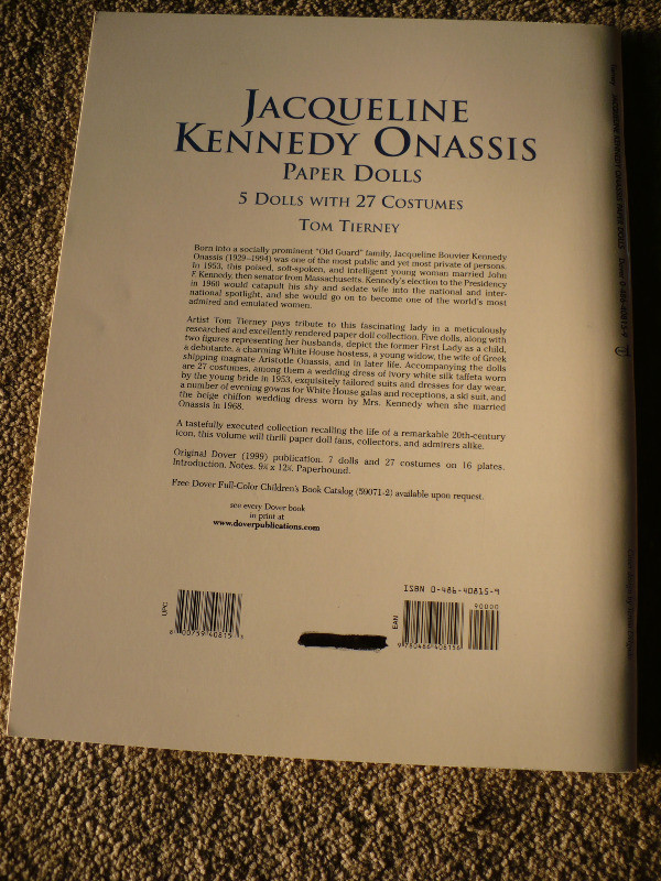 JACQUELINE KENNEDY ONASSIS-JOHN F.KENNEDY( 2 BOOKS PAPER DOLLS) dans Autre  à Longueuil/Rive Sud - Image 2