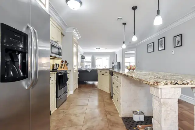 Luxury Townhouse in Halifax in Long Term Rentals in City of Halifax - Image 4