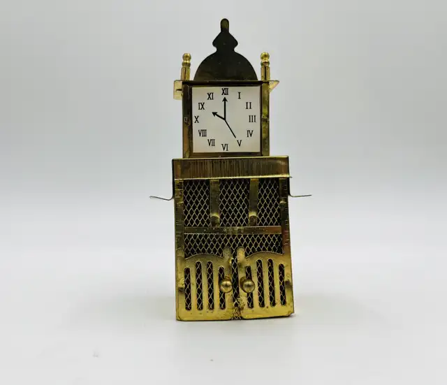 Heartland Miniature Brass Dollhouse Furniture 80s  in Arts & Collectibles in Bedford - Image 6