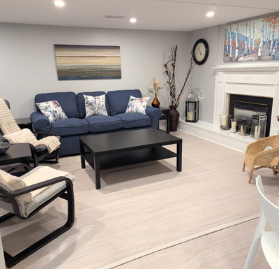 Lovely, and sparkling clean, 2 BR, furnished and equipped, for short-term rentals. Virtual Tour here...