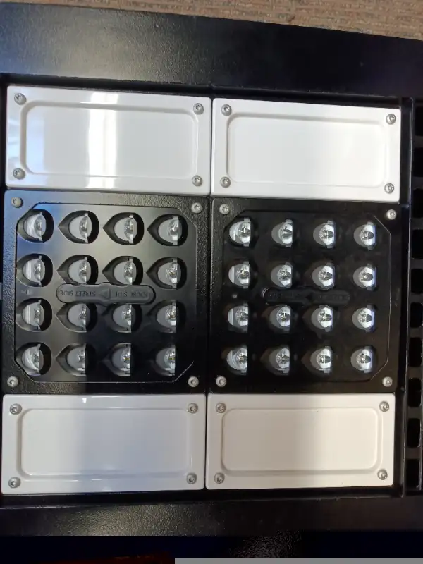 Cooper GLEON Galleon LED Flood light Street Light Streetlight nw in Outdoor Lighting in City of Toronto - Image 8