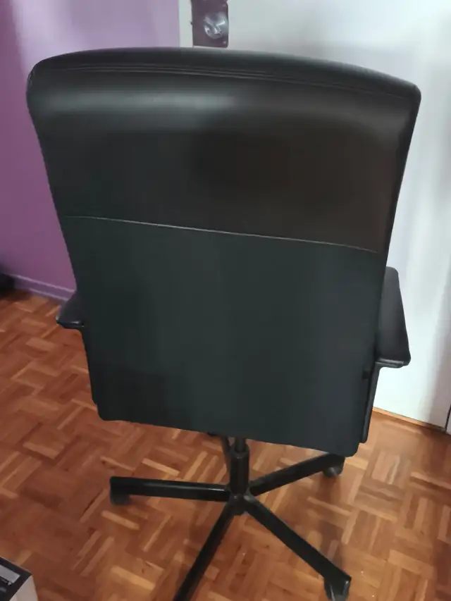 Ikea Desk chair in Chairs & Recliners in City of Toronto - Image 5