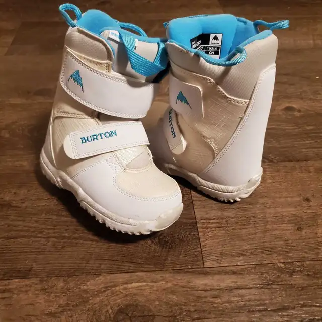 Kids BURTON Snowboard Boots size 10c and 13c $95 each in Snowboard in Barrie - Image 6
