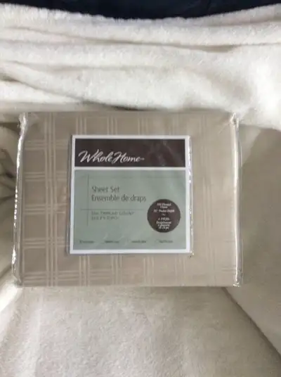 Twin Size Fitted Bed Sheet - New, View more