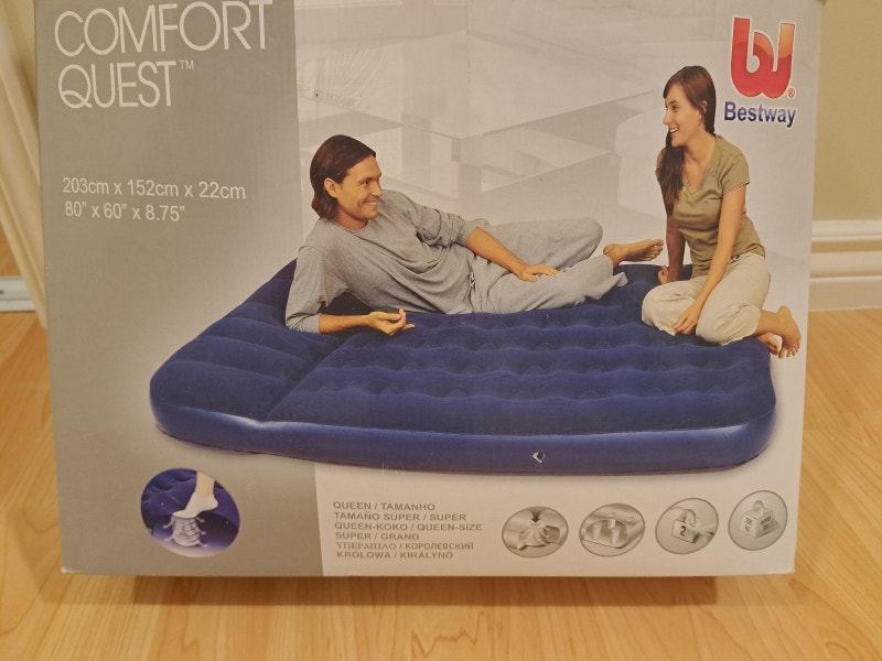 Queen size inflatable air bed with builtin pump Beds & Mattresses