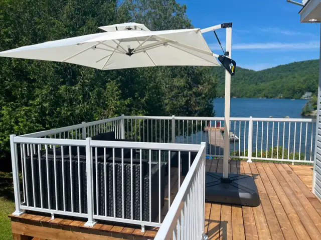 Chalet bord de l eau in Quebec in Canada - Image 9