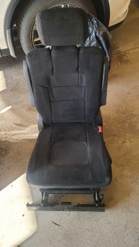 Car seats! Priced to go!! 100 for all