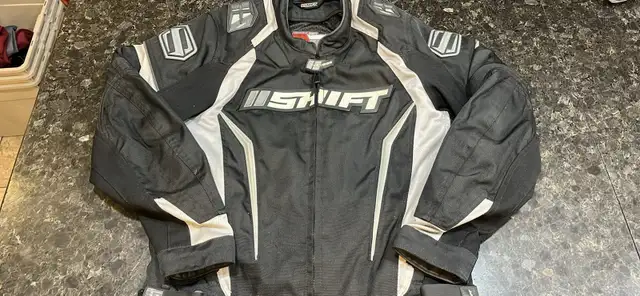 Shift motorcycle jacket sz S64966064050177120