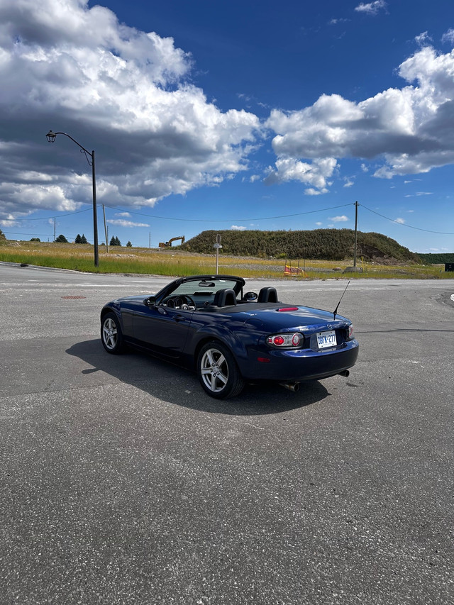 2008 Mazda MX-5 Miata Sport – Clean Title  in Cars & Trucks in City of Toronto - Image 3