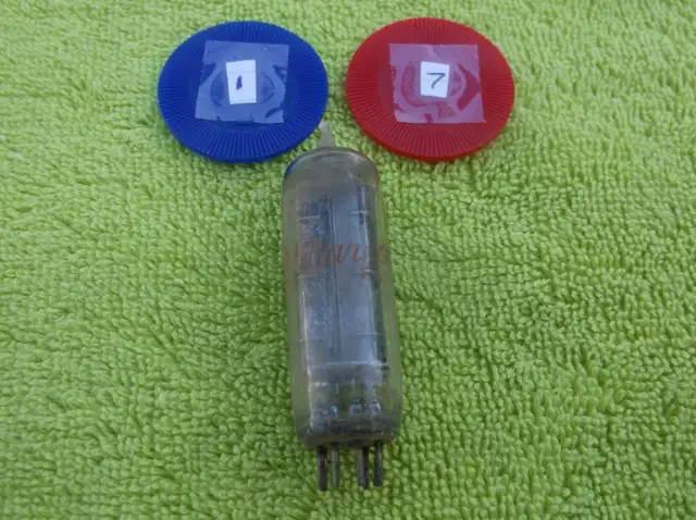 Vintage Radio Vacuum Tubes in General Electronics in Regina - Image 4
