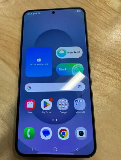 Samsung Galaxy S25 +, View more