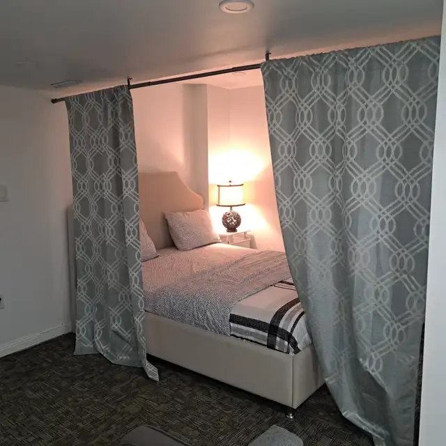 PRIVATE STUDIO – FULLY FURNISHED – $1500/month in Short Term Rentals in Oshawa / Durham Region - Image 4