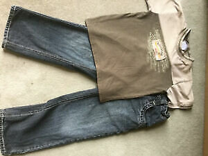 SUMMER CLOTHES - SHORT, TSHIRT & JEANS - SIZE 5 in Clothing - 5T in Hamilton - Image 2