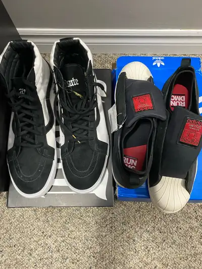 Two pretty rare pairs of sneakers that you will not find on StockX or goat maybe a few pairs on eBay...