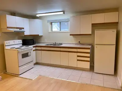 2 Bedroom Basement Suite for Rent in PARKALLEN