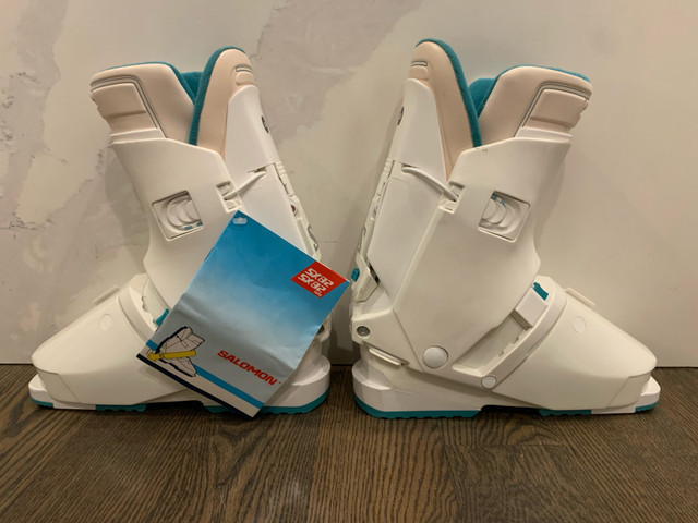 Brand New Vintage Salomon SX82 Ski Boots  in Ski in Ottawa - Image 3