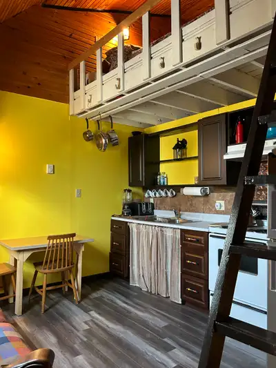 Barn Loft unit above horse stables. This is country living. All that you would need great Starter un...