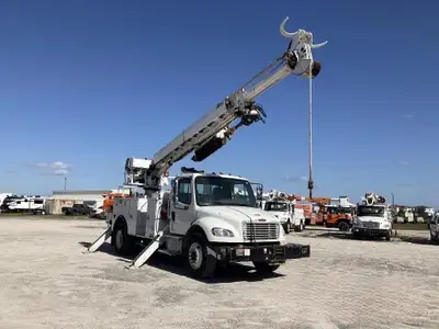 2016 Freightliner Altec DC47-TR Digger Derrick 2016 Freightliner M2 106 Cummins 6.7L Diesel Automati...