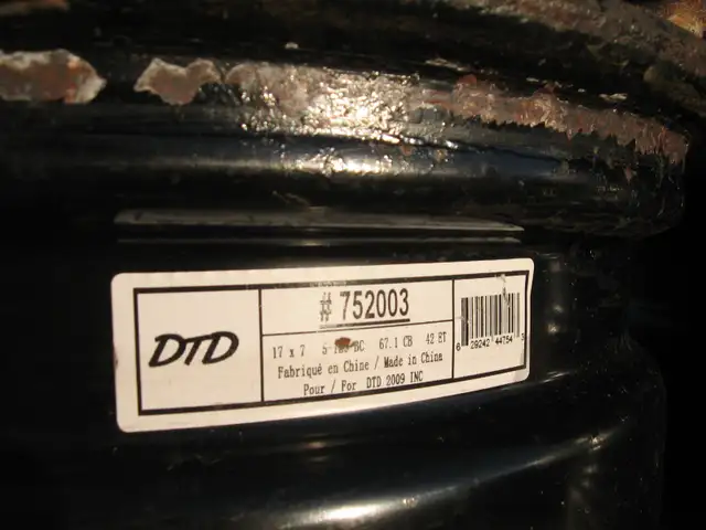 4 STEEL CAR RIMS - in NEWCASTLE in Tires & Rims in Oshawa / Durham Region - Image 5