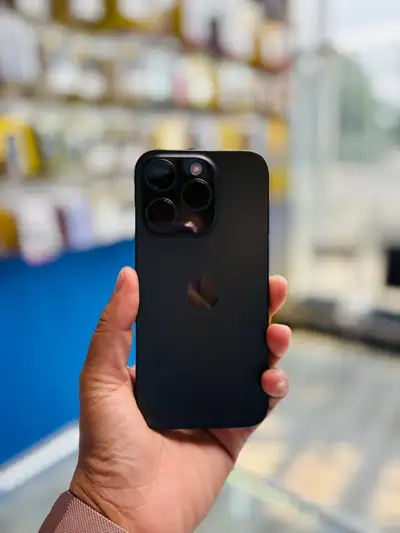 iPhone 15 Pro 256gb (Store Warranty), View more