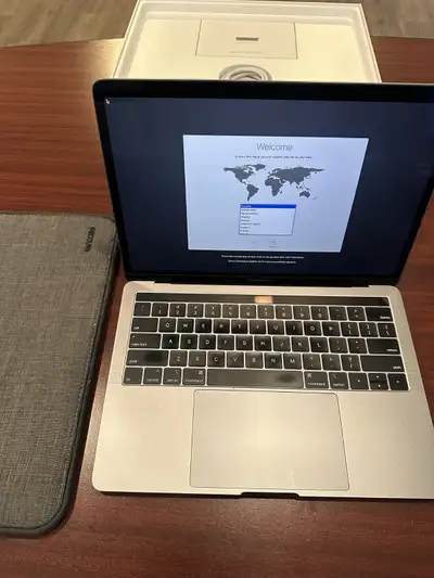 Apple MacBook Pro 13.3" 1.4GHZ Mac Book Space Grey in box, View more