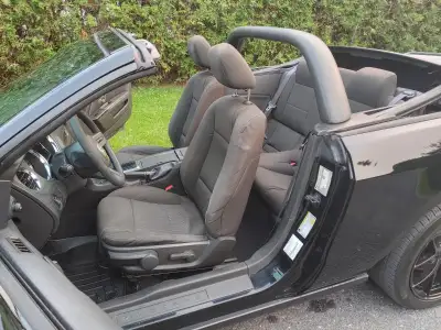 Info par telephone Mustang 2010, Convertible, Excellent État, rien a réparer, Condition ''A1'', 160...