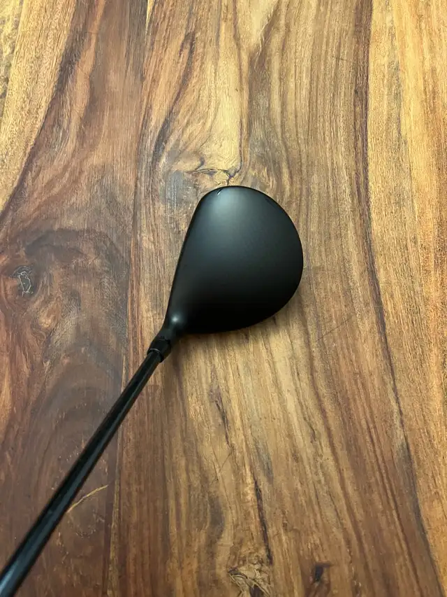 Cobra Darkspeed 3w in Golf in Dartmouth - Image 2