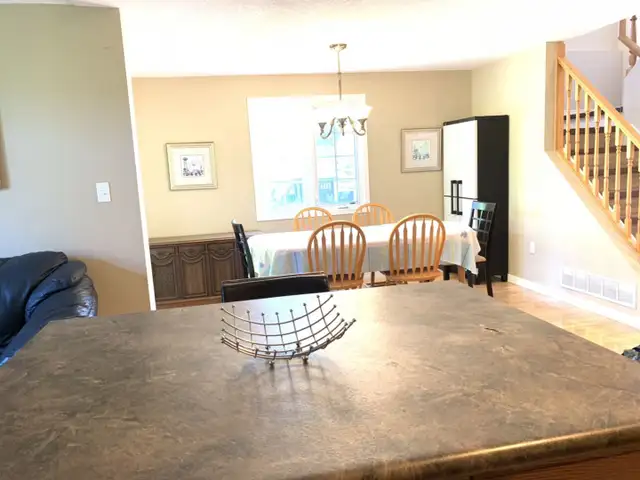 Townhouse for Rent in Waterloo in Long Term Rentals in Kitchener / Waterloo - Image 5