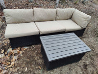 Moving sale: 3-piece patio set with coffee table