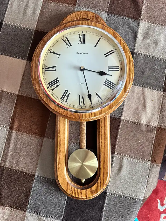 Wall Clock Daniel Dakota62863270364035124