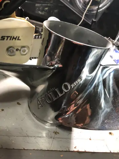 Used " Michigan Wheel " APOLLO XHS custom propeller. Was off a Johnson 140 VRO, comes with shaft ada...