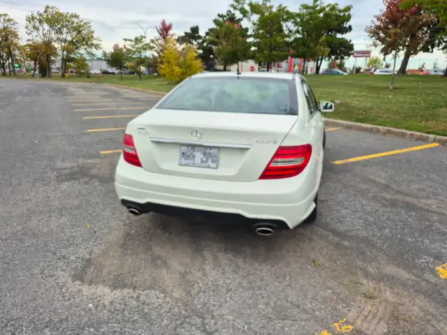 Mercedes C Class 2012592355104969216004