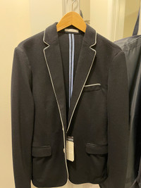 Brand new Zara Navy blazer in size 48, men