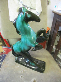 1960s BLUE MOUNTAIN POTTERY REARING HORSE MUSTANG FIGURE $30.