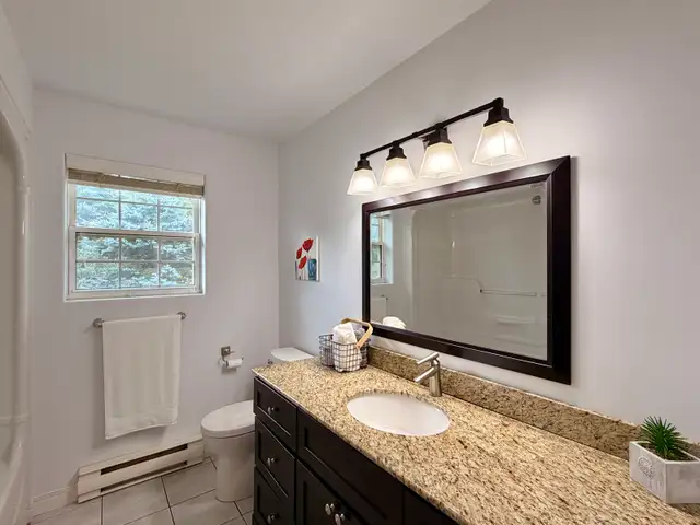 House in Dieppe, 4 bedrooms 2 bath in Long Term Rentals in Moncton - Image 6