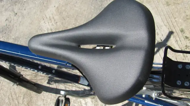 VÉLO CANNONDALE COMME NEUF MOINS DE 100 KM in Road in Rimouski / Bas-St-Laurent - Image 3