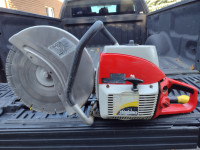 Shindaiwa Concrete Saw with Blade