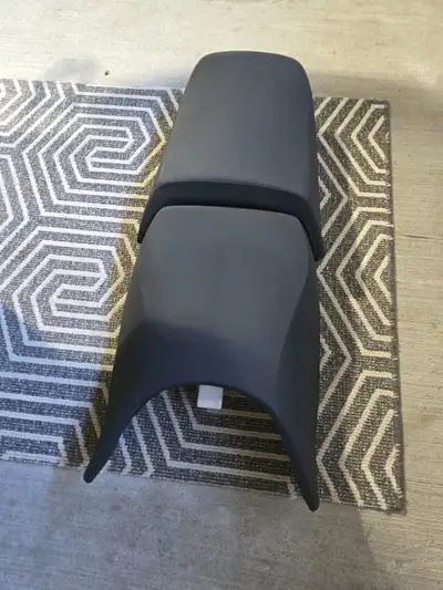 For sale stock seat for 2017-2023 Yamaha FJR 1300 in excellent condition!