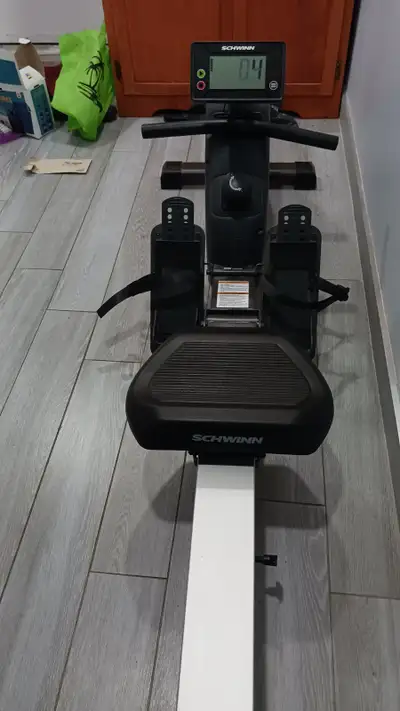 In like new condition. Was $650 + tax. Please make a reasonable offer. My laziness is your good luck...