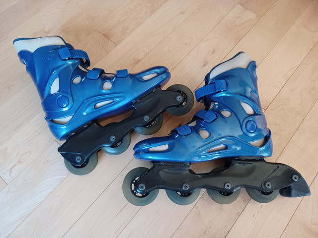 2 paires de Patins à roues alignées CCM LAZER  femme/homme dans Patins et patins à roulettes  à Ville de Québec - Image 3