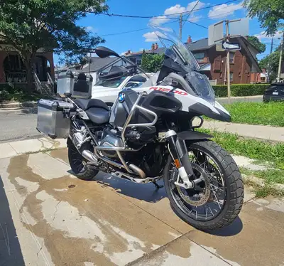 2016 BMW R1200GS Adventure for sale. Fitted with Factory Low suspension and low seat with matching c...