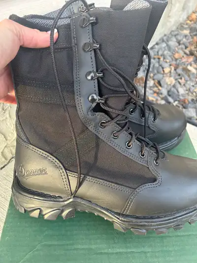 Danner Rivot  New Tactical Hunting  Boots Size 9.5, View more