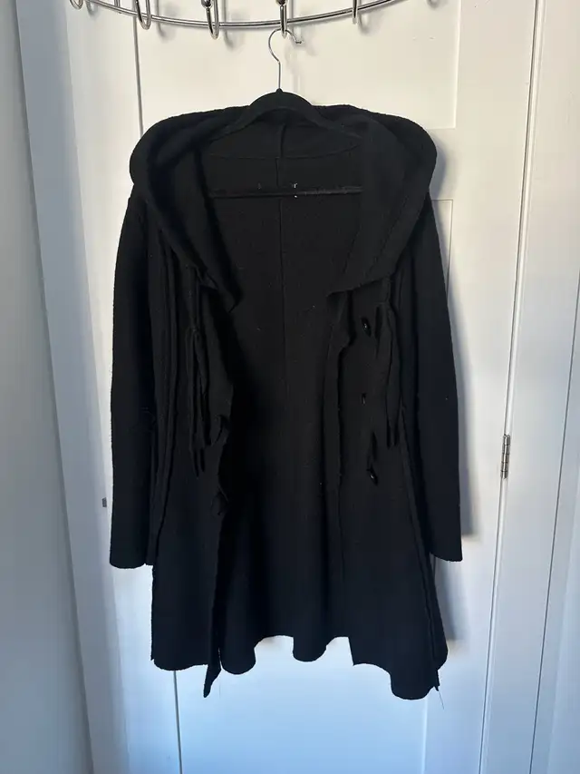 Black Women’s Coat with hood Manteaux femmes spring fall in Women's - Tops & Outerwear in Laval / North Shore - Image 2