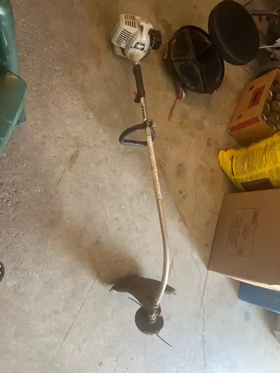 echo string trimmer / weed wacker, View more